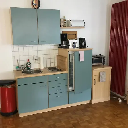 Apartmenthaus Zentrum Komfort Mit Minikuchen Verschiedener Grossen