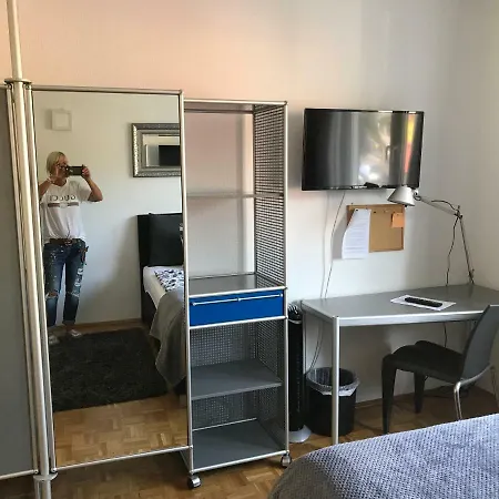 Apartment Apartmenthaus Zentrum Komfort Mit Minikuchen Verschiedener Grossen