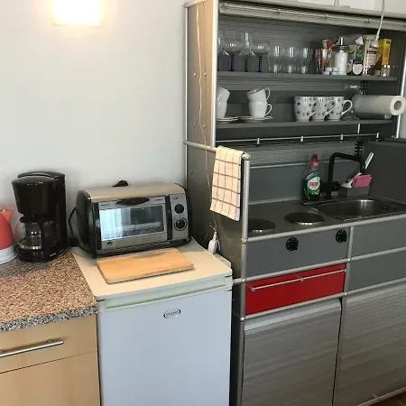 Apartment Apartmenthaus Zentrum Komfort Mit Minikuchen Verschiedener Grossen Kassel