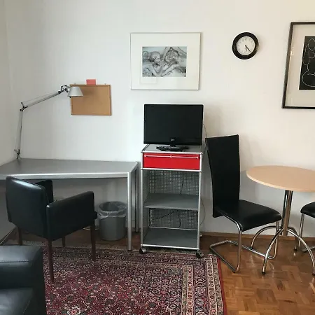 Apartment Apartmenthaus Zentrum Komfort Mit Minikuchen Verschiedener Grossen Kassel