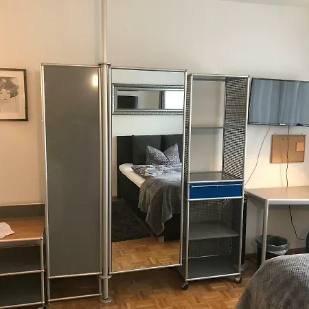 Apartmenthaus Zentrum Komfort Mit Minikuchen Verschiedener Grossen * Kassel