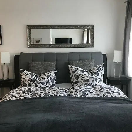 Apartmenthaus Zentrum Komfort Mit Minikuchen Verschiedener Grossen * Kassel