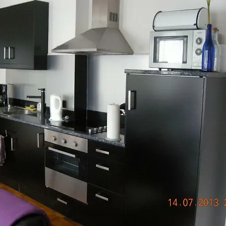 Apartment Apartmenthaus Zentrum Komfort Mit Minikuchen Verschiedener Grossen